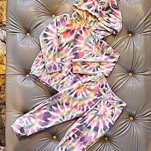 Girls tie dye hoodie and pant set